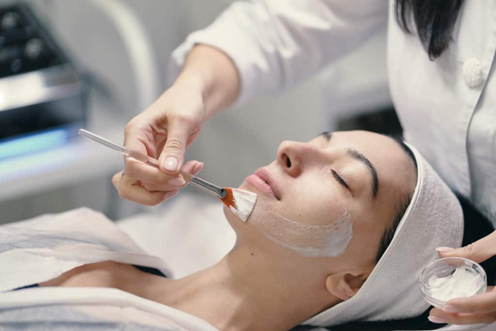 Chemical peel treatment performed by dermatologist in hyderabad clinic